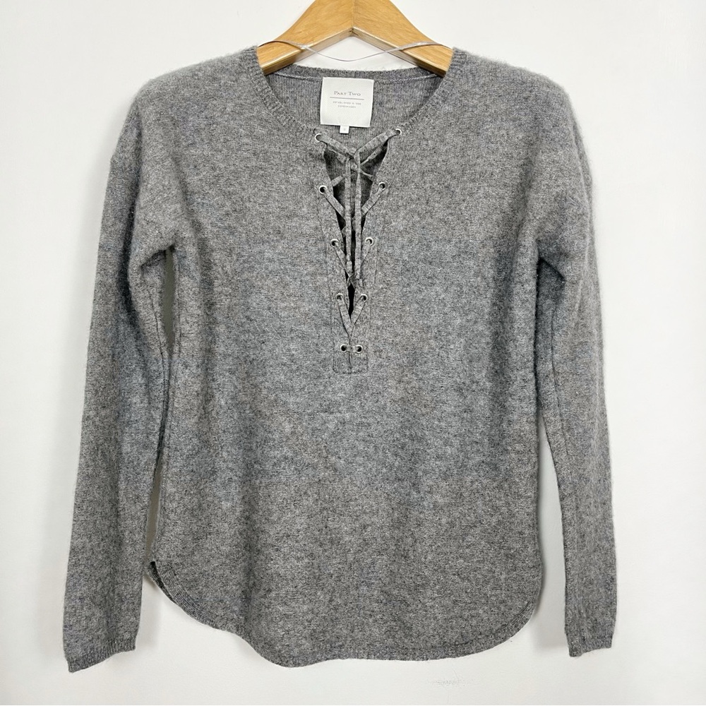 Part Two Women’s Grey Wool Blend Lace-Up V-Neck Sweater Size‎ Small